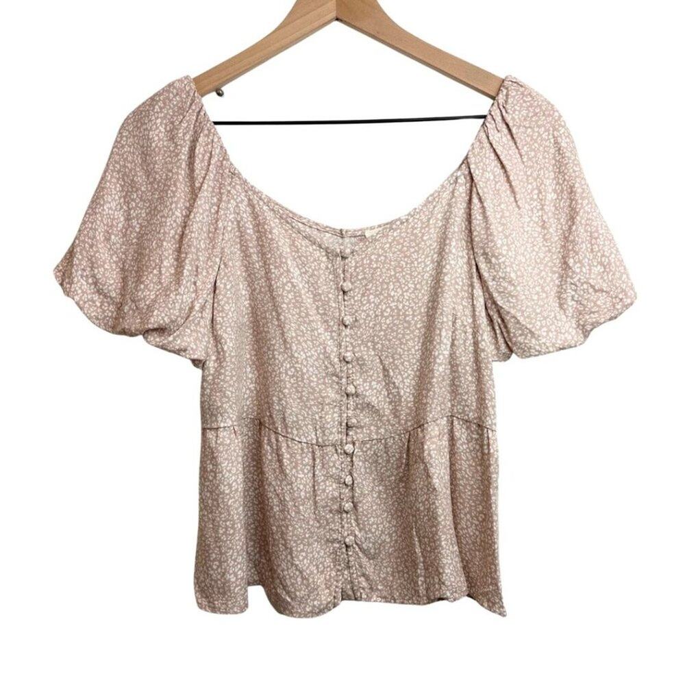 Urban Romantics Boho Short Sleeve Blouse Tan and White M